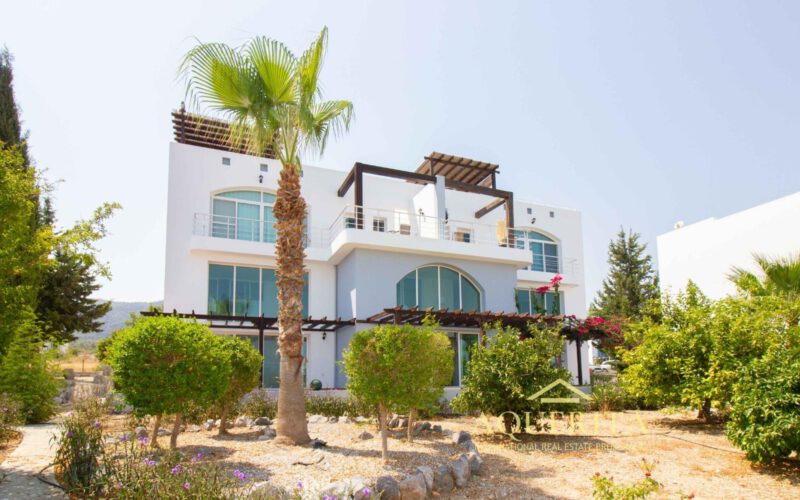 Furnished 2 Bedroom Apartment in KUCUK ERENKOY, Kyrenia, North Cyprus