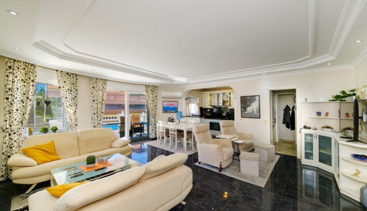3 Bedroom Villa with Private Pool in MAHMUTLAR Alanya Turkey