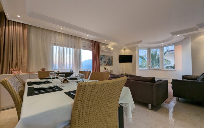 Sea View Villa with 3 bedrooms in KARGICAK Alanya Turkey