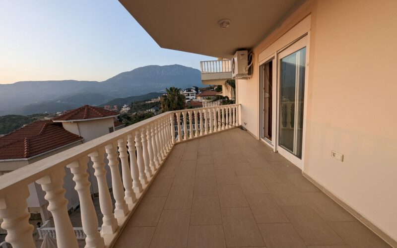 Sea View Villa with 3 bedrooms in KARGICAK Alanya Turkey