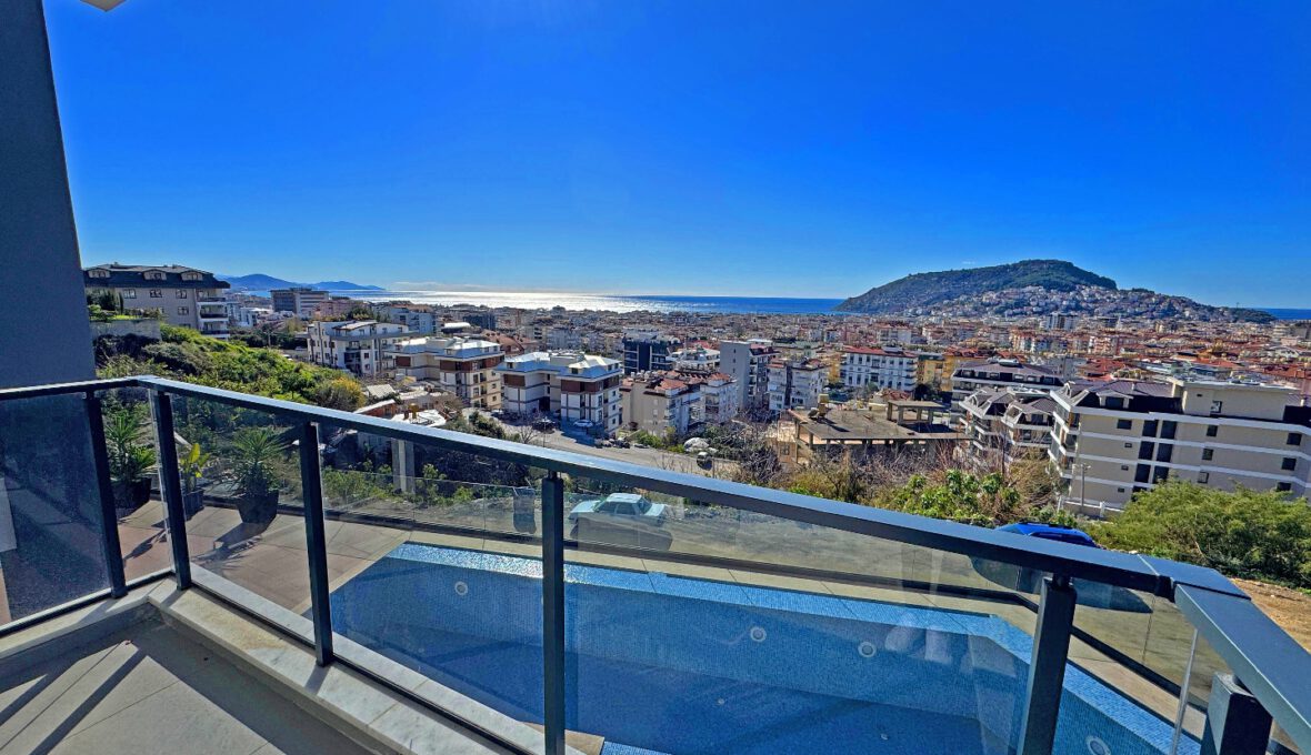 Seaview Duplex Apartment in BEKTAS, Alanya, Turkey