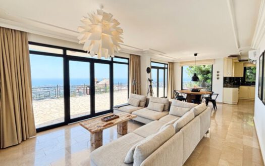 Villa with Private Pool and Sea View near KESTEL Alanya Turkey