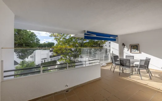 Modern Apartment in PUERTO BANÚS Marbella Spain