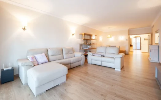 2 Bedroom Apartment in PUERTO BANUS, Marbella, Costa del Sol, Spain