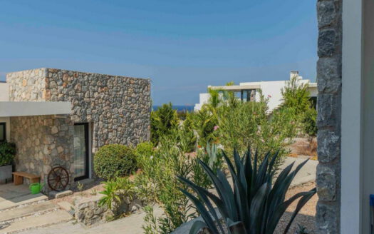 2 Room Ground Floor Apartment with partial Sea View in BAHCELI Kyrenia North Cyprus for Sale