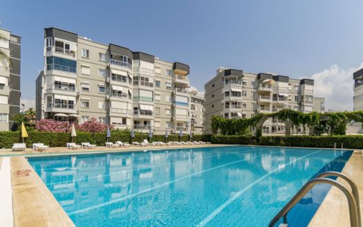 4 Room Apartment at the Beach in TOSMUR Alanya Turkey