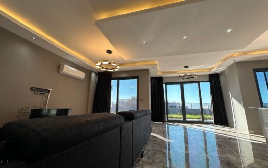 Furnished 5 Room Villa with private Pool in INCEKUM Alanya Turkey