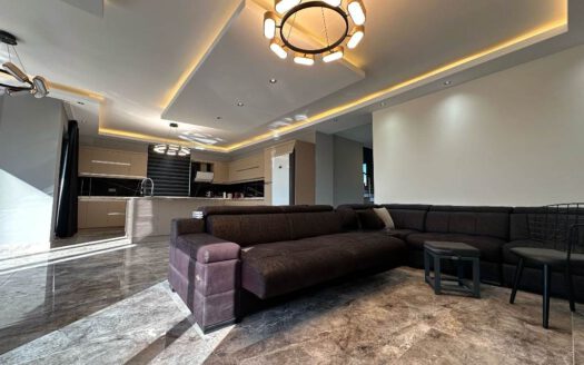Furnished 5 Room Villa with private Pool in INCEKUM Alanya Turkey