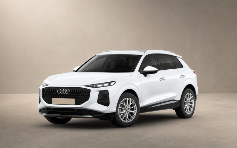 Audi Q3 2026 Front Side View