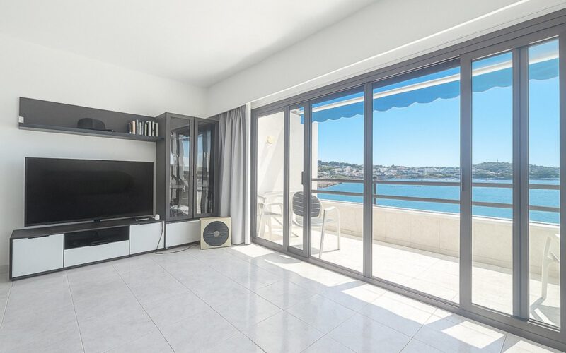 Beachfront Apartment with Sea Views in Santa Ponsa MALLORCA Spain