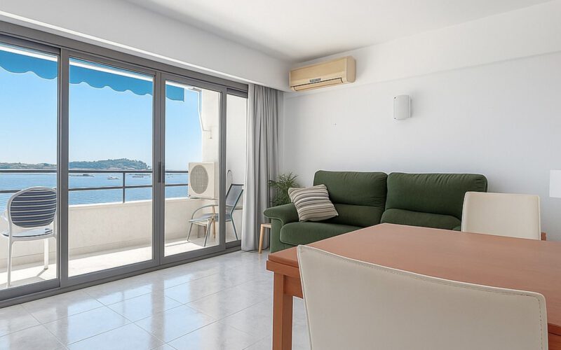 Beachfront Apartment with Sea Views in Santa Ponsa MALLORCA Spain