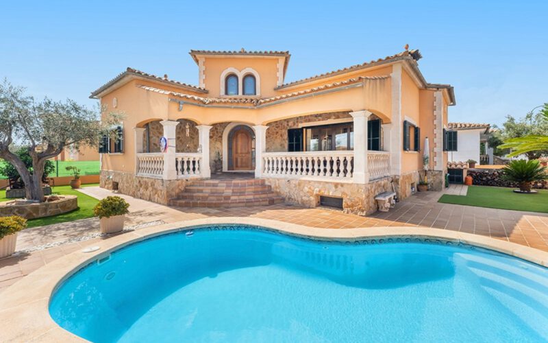 Charming Villa with Pool in Marratxi PALMA de MALLORCA Spain