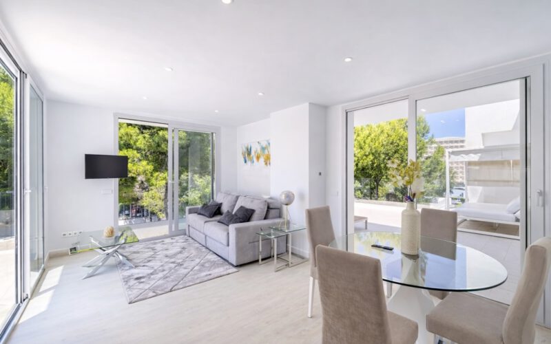 3 Bedroom Penthouse in Palmanova MALLORCA Spain